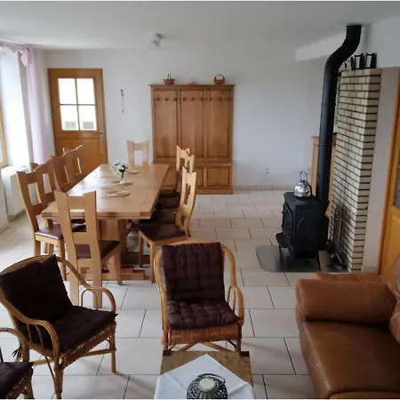 Vakantiehuis La Celle, 5 Pieces, 11 Personnes - Fr-1-489-16